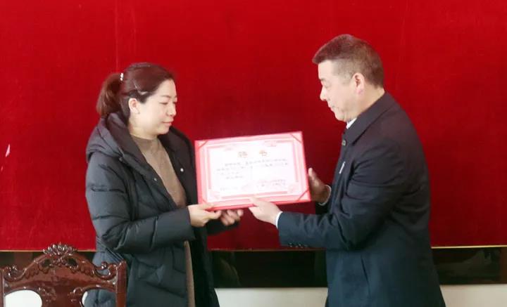 微信图片_20210401085000.jpg 微信图片_20210401085000.jpg