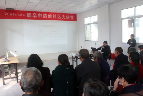 “党员进社区 健康送家门”——我院开展党员干部下沉社区义诊活动(图13)